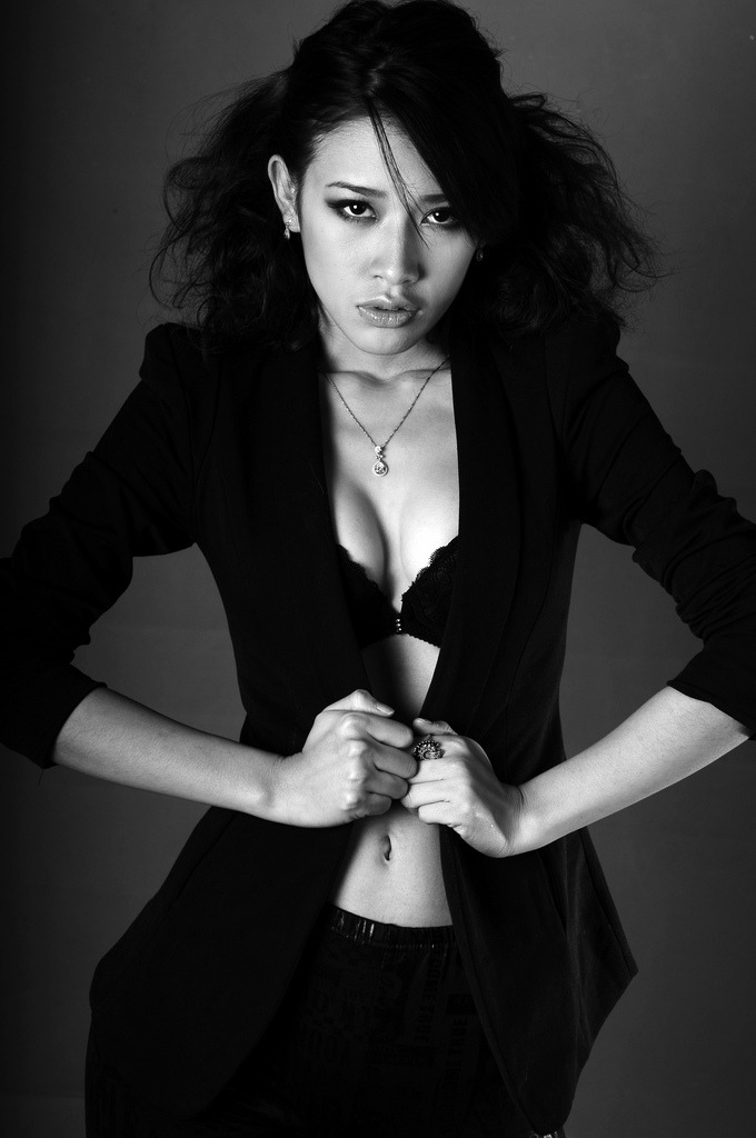 黄色美女电影